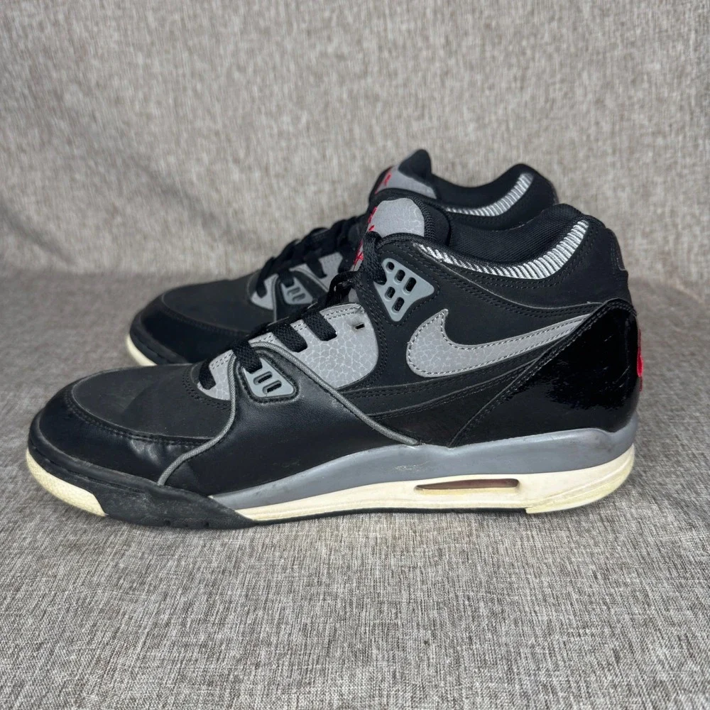 Nike Air Flight 89 Mens 11 Black Wolf Grey Varsity Red 2012 Retro